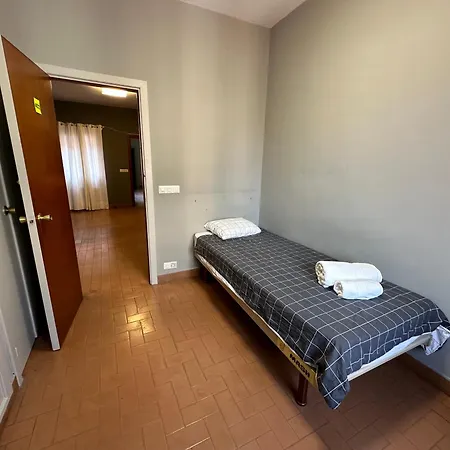 Mikasita Student Hostel *