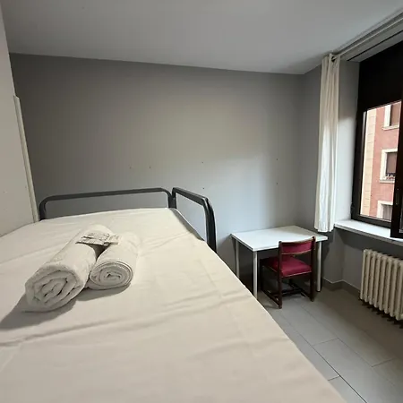 Mikasita - Student Housing & Coliving Vandrarhem Bilbao